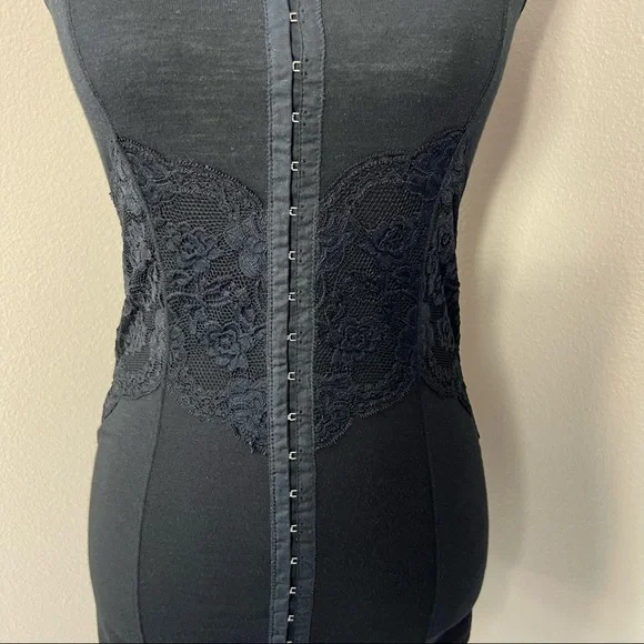 SOLD Free People Women’s Body Shaper Corset Style Black Lace Tank Top - Picture 7 of 16